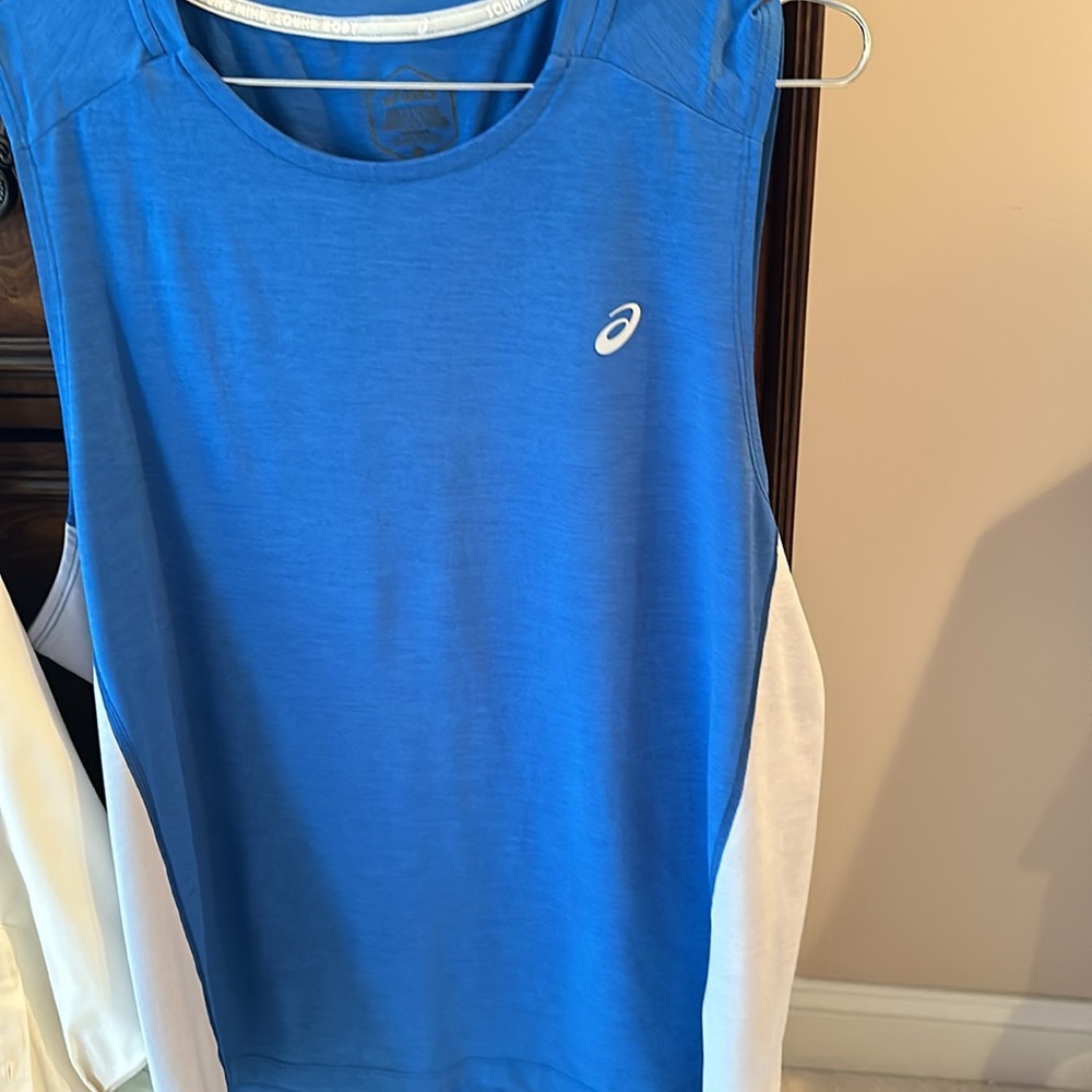 ASICS Muscle Tank Top - Picture 3 of 4